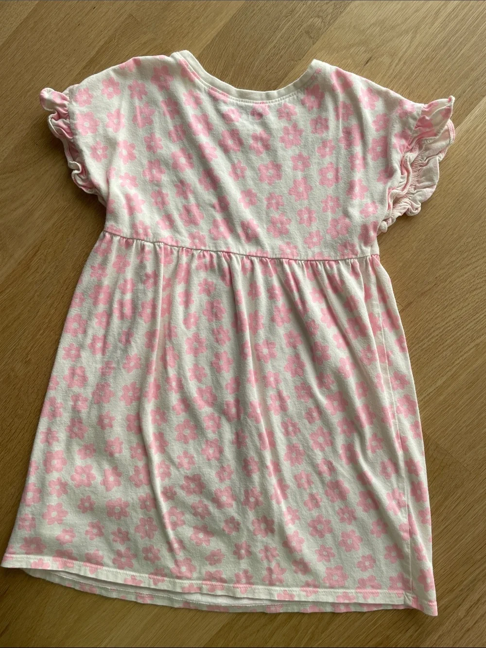 Old Navy White and Pink Floral Ruffle Sleeve Dress